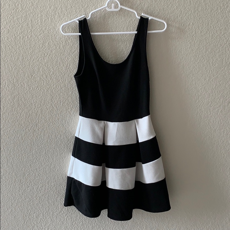 Black And White Stripped Dress